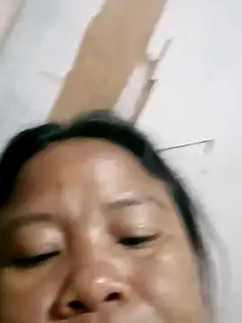 HotsweetPINAY69 online show from February 12, 2025, 11:09 pm