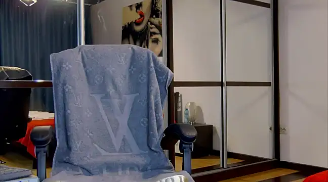 carlaxxx online show from February 28, 2025, 9:23 pm