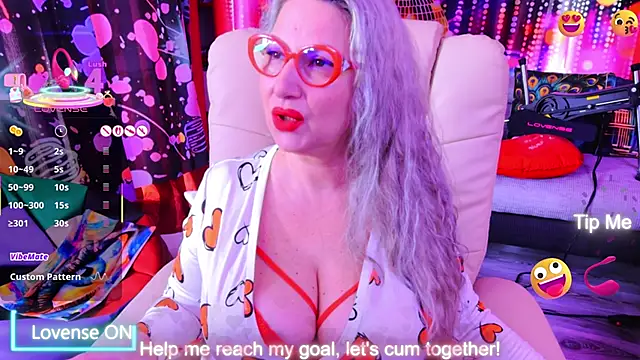 Snapshot of mature_lisa_naughty chatting on February 14, 2026, 10:45 am mature lisa naughty online show from February 14, 2026, 10:45 am