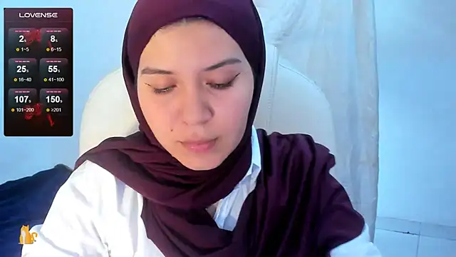 MatchedEyebrow online show from February 3, 2025, 8:57 pm