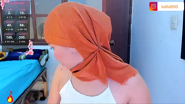 MatchedEyebrow online show from December 20, 2025, 9:22 pm