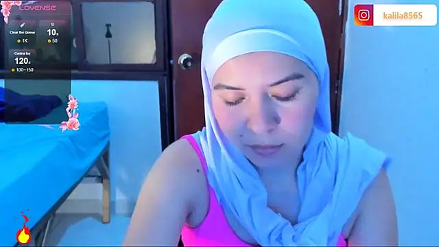 MatchedEyebrow online show from December 22, 2025, 10:29 pm