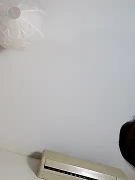 Molly newman6 online show from February 11, 2025, 7:05 pm