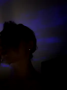 Snapshot of Camilla_Railian chatting on November 17, 2025, 12:05 am Camilla Railian online show from November 17, 2025, 12:05 am