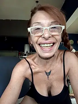 Snapshot of FrozenWaffle chatting on February 5, 2026, 1:27 pm FrozenWaffle online show from February 5, 2026, 1:27 pm