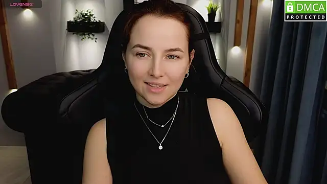 Snapshot of Mira_Mermayd chatting on January 31, 2025, 11:35 am Mira Mermayd online show from January 31, 2025, 11:35 am