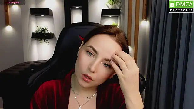 Snapshot of Mira_Mermayd chatting on February 5, 2025, 11:34 am Mira Mermayd online show from February 5, 2025, 11:34 am