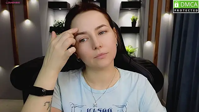 Snapshot of Mira_Mermayd chatting on February 9, 2025, 7:16 am Mira Mermayd online show from February 9, 2025, 7:16 am