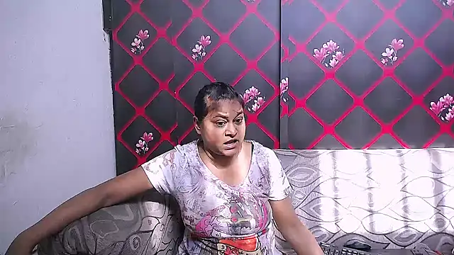 indian glitter online show from September 9, 2025, 7:19 am