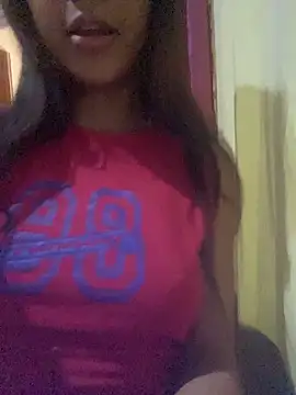 Snapshot of Karmakuro chatting on December 22, 2025, 5:32 pm Karmakuro online show from December 22, 2025, 5:32 pm