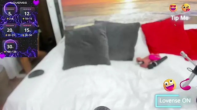 wildangeloflove online show from December 3, 2024, 11:01 am