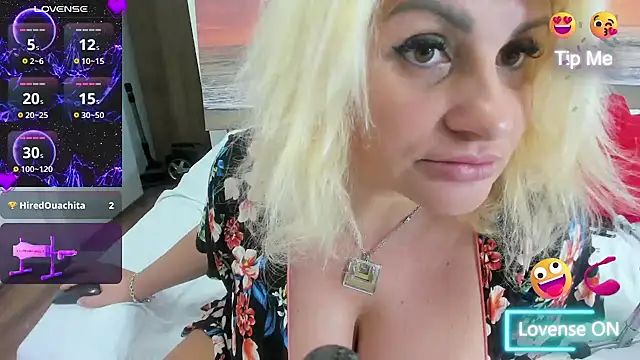 wildangeloflove online show from December 11, 2024, 5:37 pm