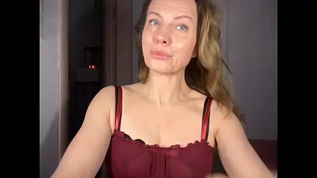 Snapshot of RachellAmazing chatting on February 3, 2026, 7:19 pm RachellAmazing online show from February 3, 2026, 7:19 pm