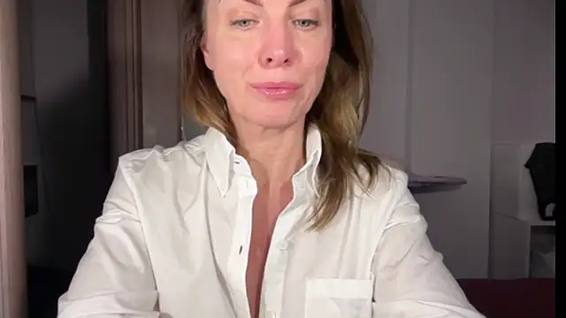 RachellAmazing online show from March 11, 2026, 7:20 pm