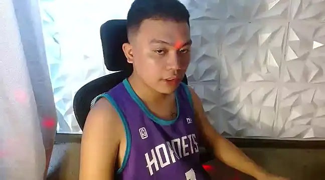 Snapshot of xsweetasian69x chatting on March 14, 2025, 7:04 am xsweetasian69x online show from March 14, 2025, 7:04 am