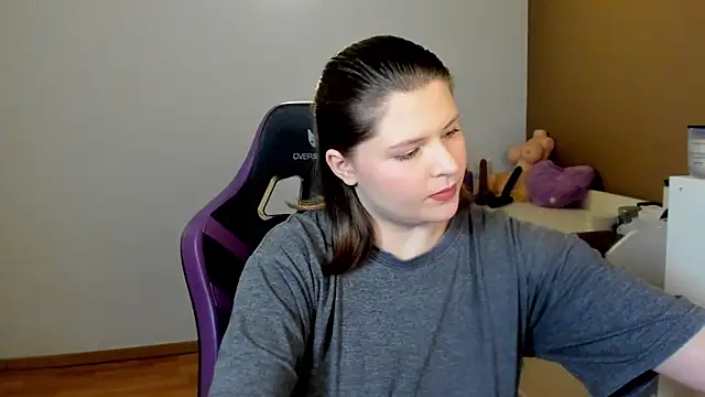 Snapshot of TinniAngel chatting on March 1, 2025, 6:11 pm TinniAngel online show from March 1, 2025, 6:11 pm