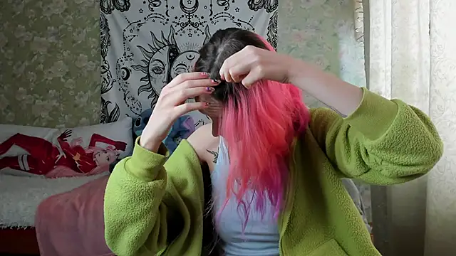 Snapshot of Cutie_Adelia chatting on March 11, 2025, 8:20 am Cutie Adelia online show from March 11, 2025, 8:20 am