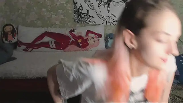 Snapshot of Cutie_Adelia chatting on October 5, 2025, 10:24 am Cutie Adelia online show from October 5, 2025, 10:24 am