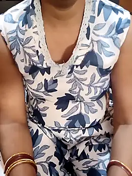 Diya 143 online show from October 1, 2025, 8:09 am