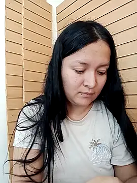 Arisha34 online show from February 3, 2025, 3:49 pm