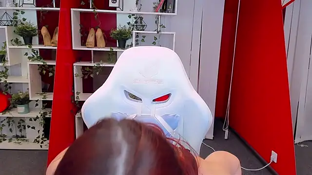 KateCloud online show from April 10, 2026, 5:17 pm