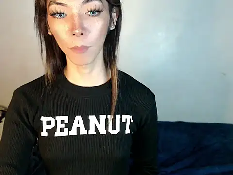 Snapshot of perly_169 chatting on December 15, 2024, 11:42 pm perly 169 online show from December 15, 2024, 11:42 pm