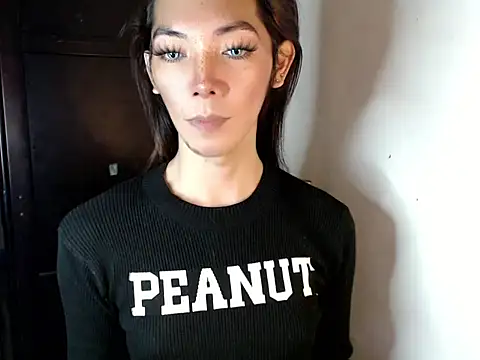 Snapshot of perly_169 chatting on December 21, 2024, 11:13 pm perly 169 online show from December 21, 2024, 11:13 pm