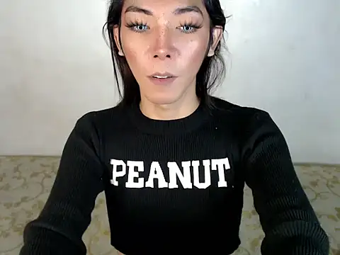 Snapshot of perly_169 chatting on March 8, 2025, 4:39 pm perly 169 online show from March 8, 2025, 4:39 pm