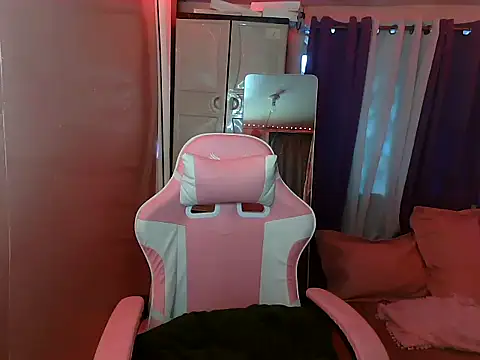 young salsalita online show from March 1, 2025, 9:07 am