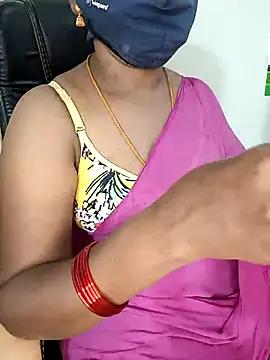 Tamil-hotwife online show from March 12, 2025, 4:41 am