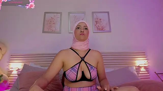 Snapshot of New_Arab_Kingdom chatting on March 8, 2026, 1:14 am New Arab Kingdom online show from March 8, 2026, 1:14 am