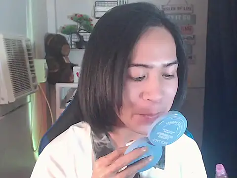 Lemonadexxx online show from December 3, 2025, 12:18 am