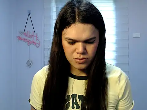 Snapshot of Miss_Ivanawolf chatting on May 3, 2026, 3:34 am Miss Ivanawolf online show from May 3, 2026, 3:34 am