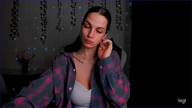 KarlaSim online show from February 15, 2025, 9:26 pm