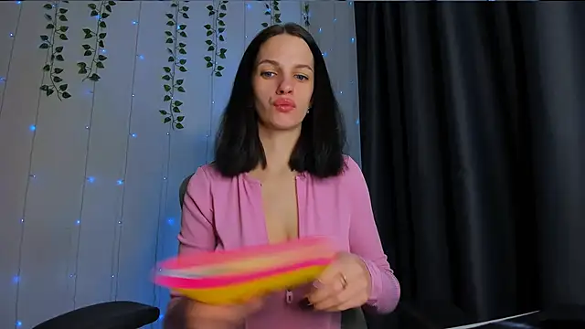 KarlaSim online show from February 24, 2026, 7:50 am