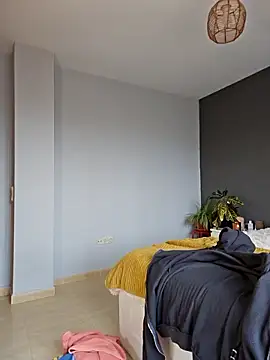 Goldenlace online show from March 5, 2025, 11:06 am