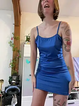 Snapshot of Daisy_Michto_Officiel chatting on December 16, 2024, 2:27 pm Daisy Michto Officiel online show from December 16, 2024, 2:27 pm