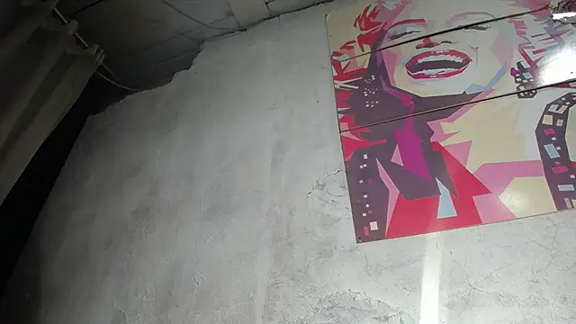 nattashafoxx online show from February 19, 2025, 12:35 am