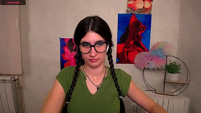 MaryEm976 online show from November 13, 2025, 1:10 pm