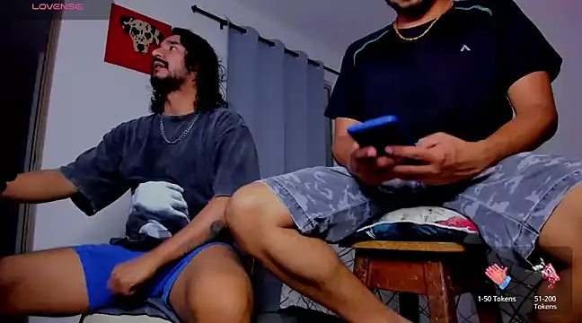 Snapshot of Cloudy_pigDude chatting on March 17, 2025, 4:29 am Cloudy pigDude online show from March 17, 2025, 4:29 am