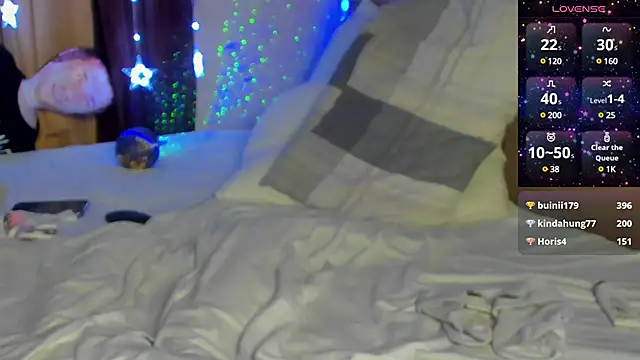 92yourbitch922 online show from February 27, 2025, 9:36 pm