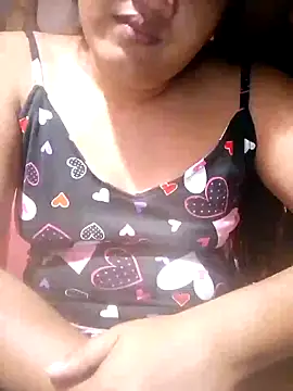 Sexiest quen online show from November 2, 2025, 4:09 pm