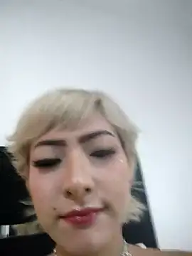 Snapshot of xGenesis_Miller_ chatting on October 31, 2025, 7:42 am xGenesis Miller online show from October 31, 2025, 7:42 am