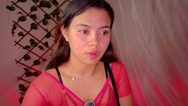 -Camila  online show from December 19, 2025, 3:41 pm