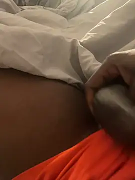 little0245 online show from December 26, 2024, 6:12 pm