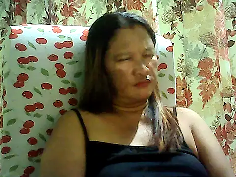 hott scarlett online show from April 2, 2026, 12:03 pm