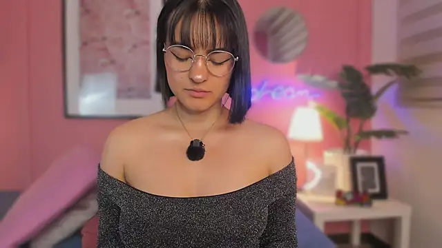 SoySaraa online show from December 17, 2025, 6:19 am