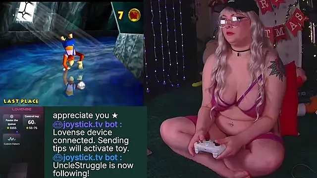 evamila online show from November 28, 2025, 12:24 am