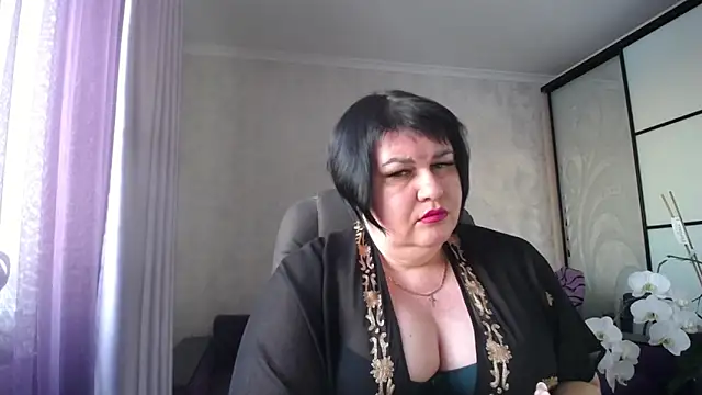 JuicyLady Di online show from February 18, 2025, 2:16 pm