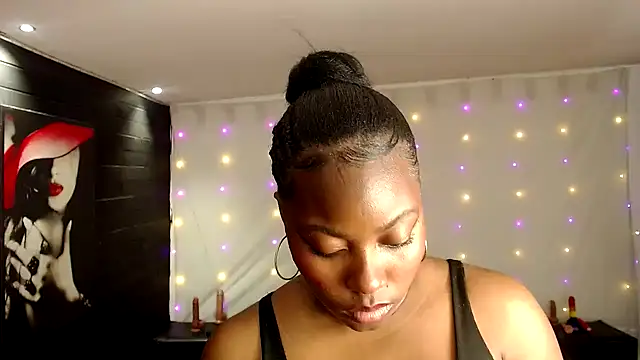 Snapshot of agatha_prime chatting on October 15, 2025, 12:11 am agatha prime online show from October 15, 2025, 12:11 am